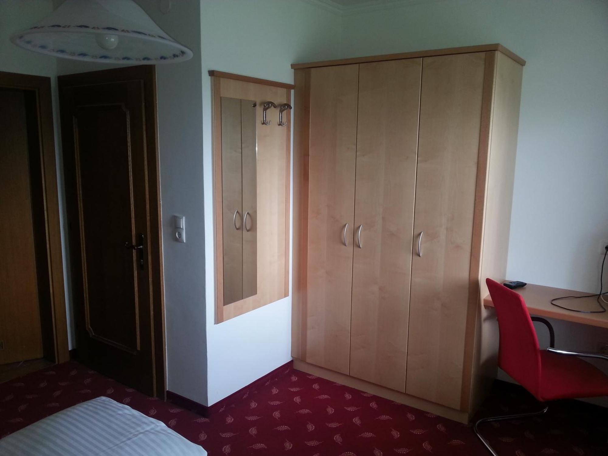 Pension Rieder Kaprun Rum bild