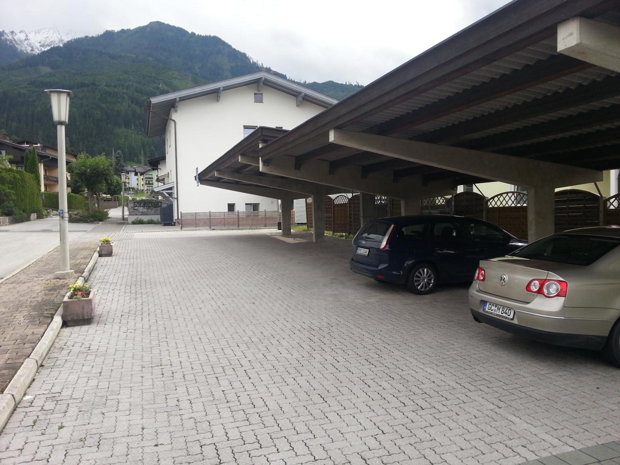 Pension Rieder Kaprun Exteriör bild