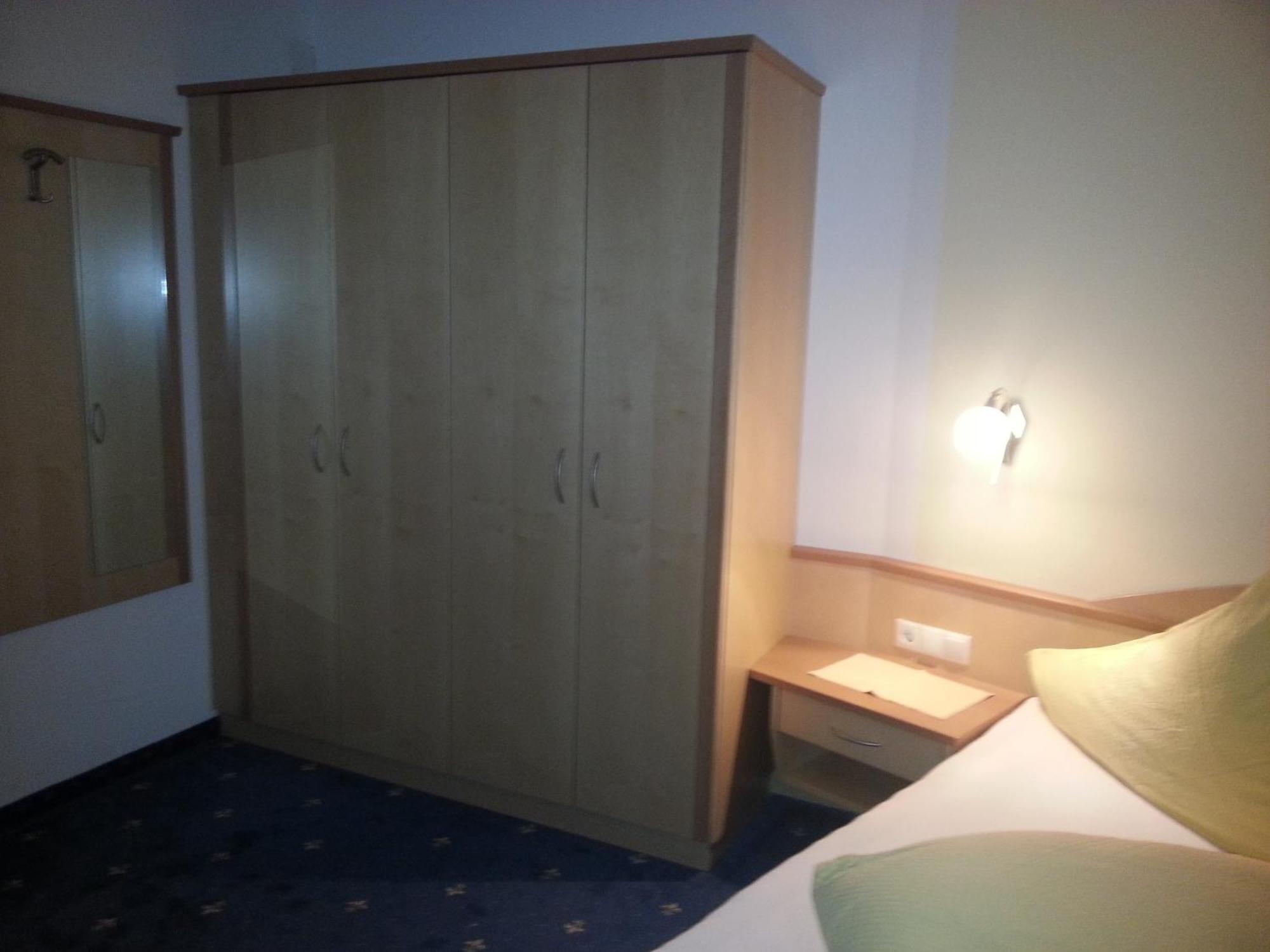 Pension Rieder Kaprun Rum bild