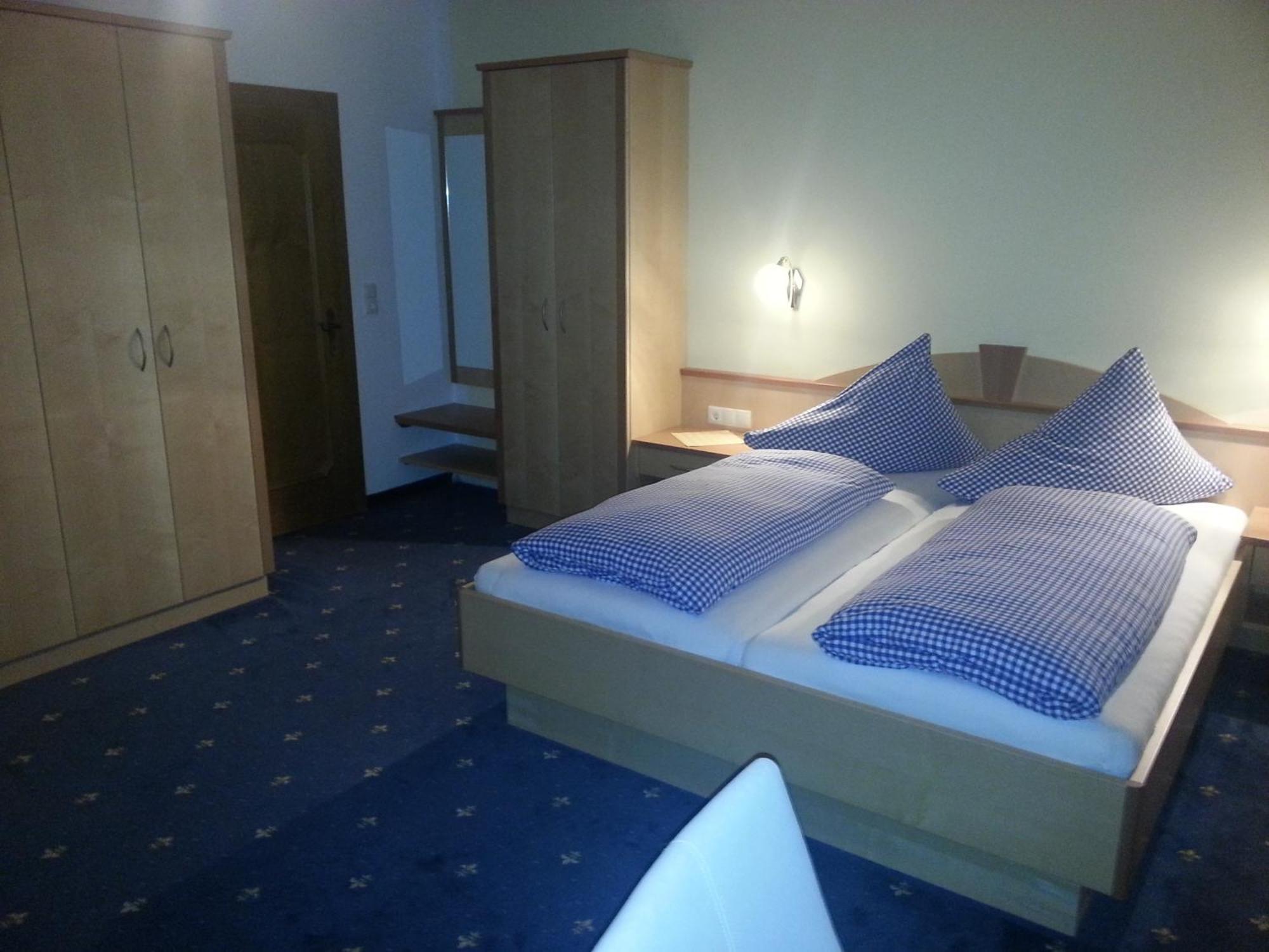 Pension Rieder Kaprun Rum bild