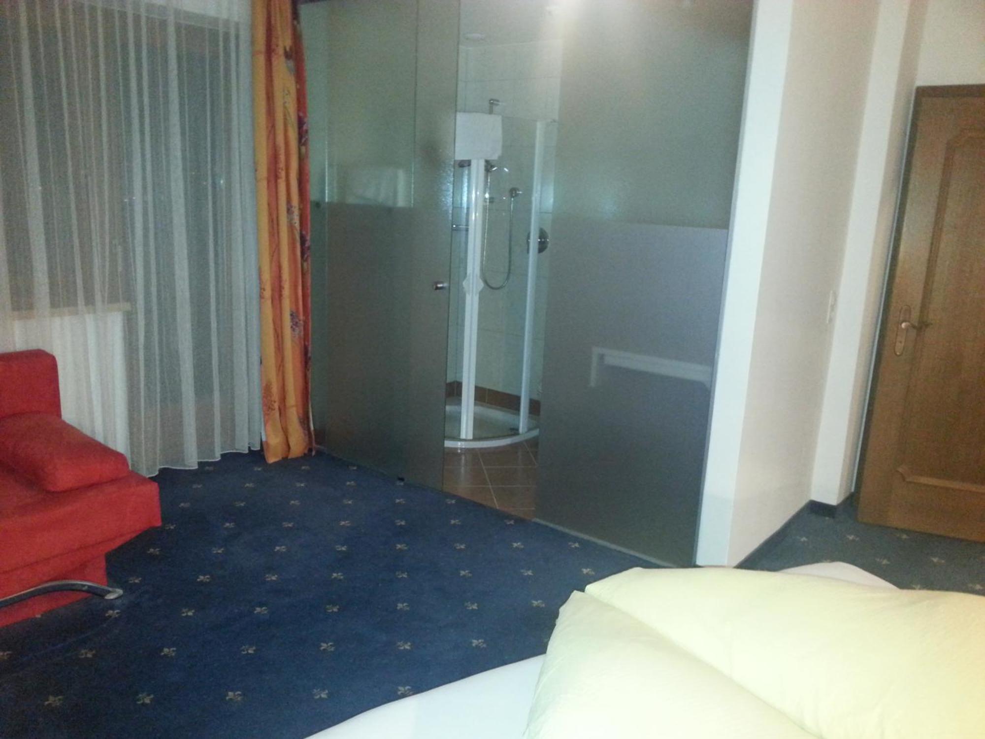 Pension Rieder Kaprun Rum bild